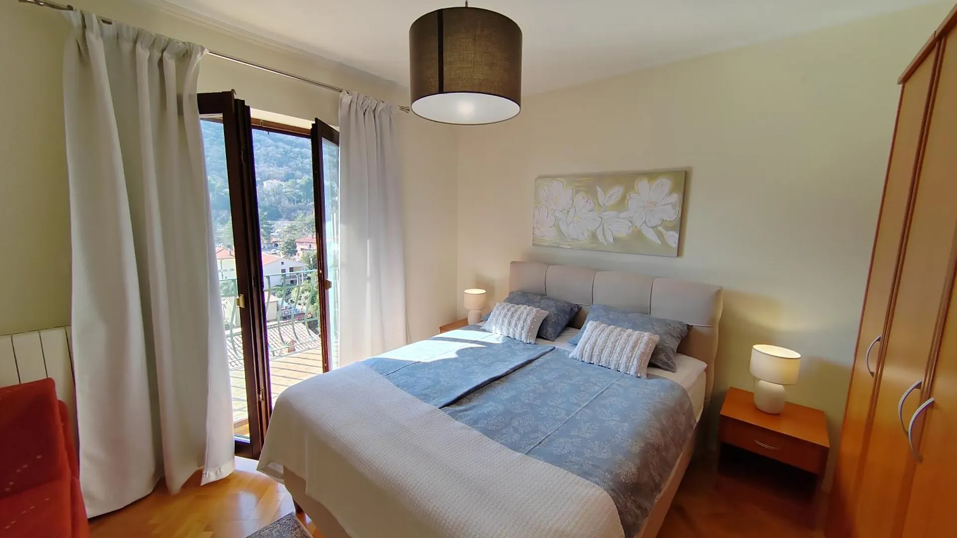 Rooms Irena Gregov location